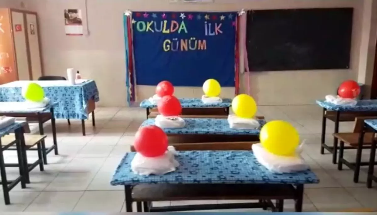 Öğretmenler okulu öğrencilere kendi elleriyle hazırladı