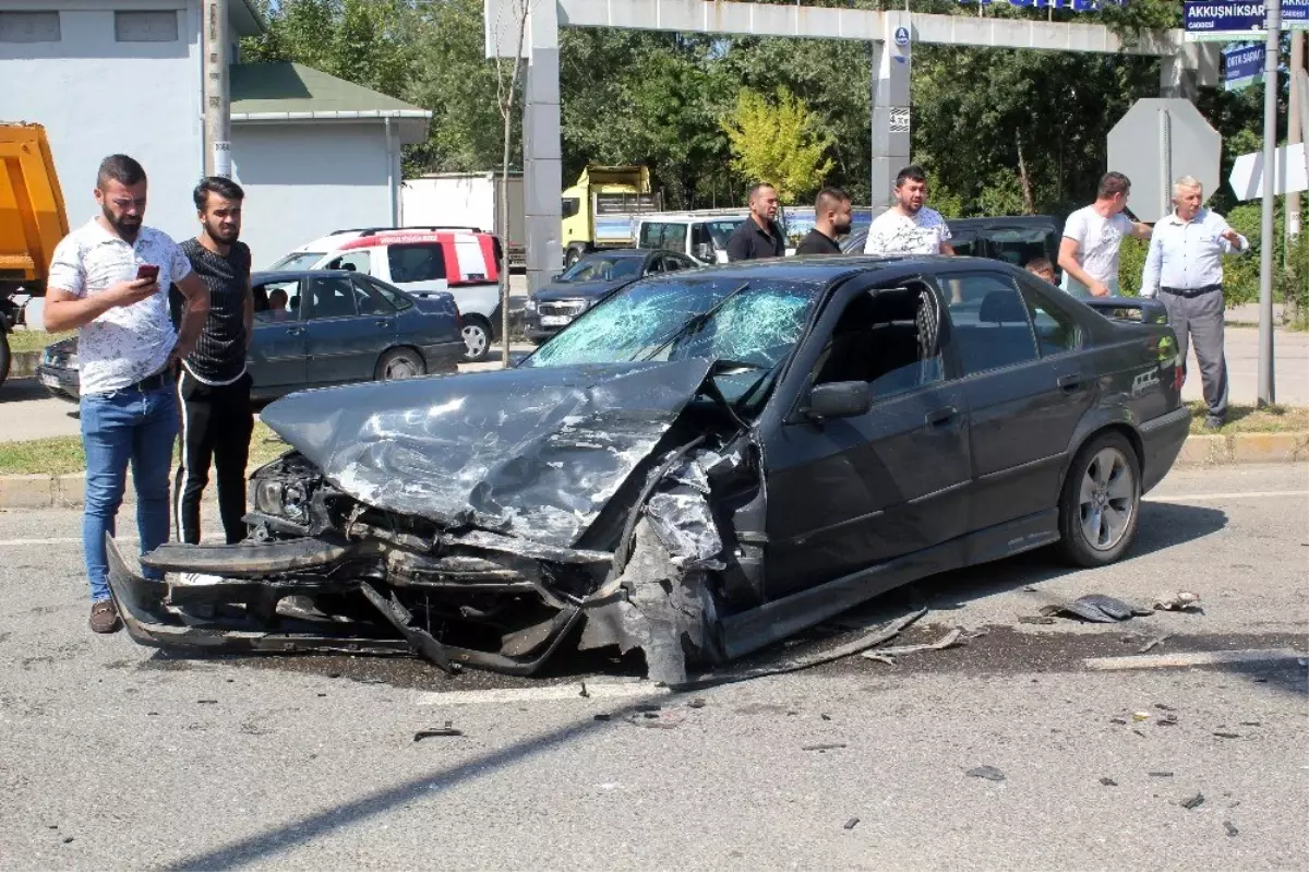 Ordu\'da trafik kazası: 3 yaralı