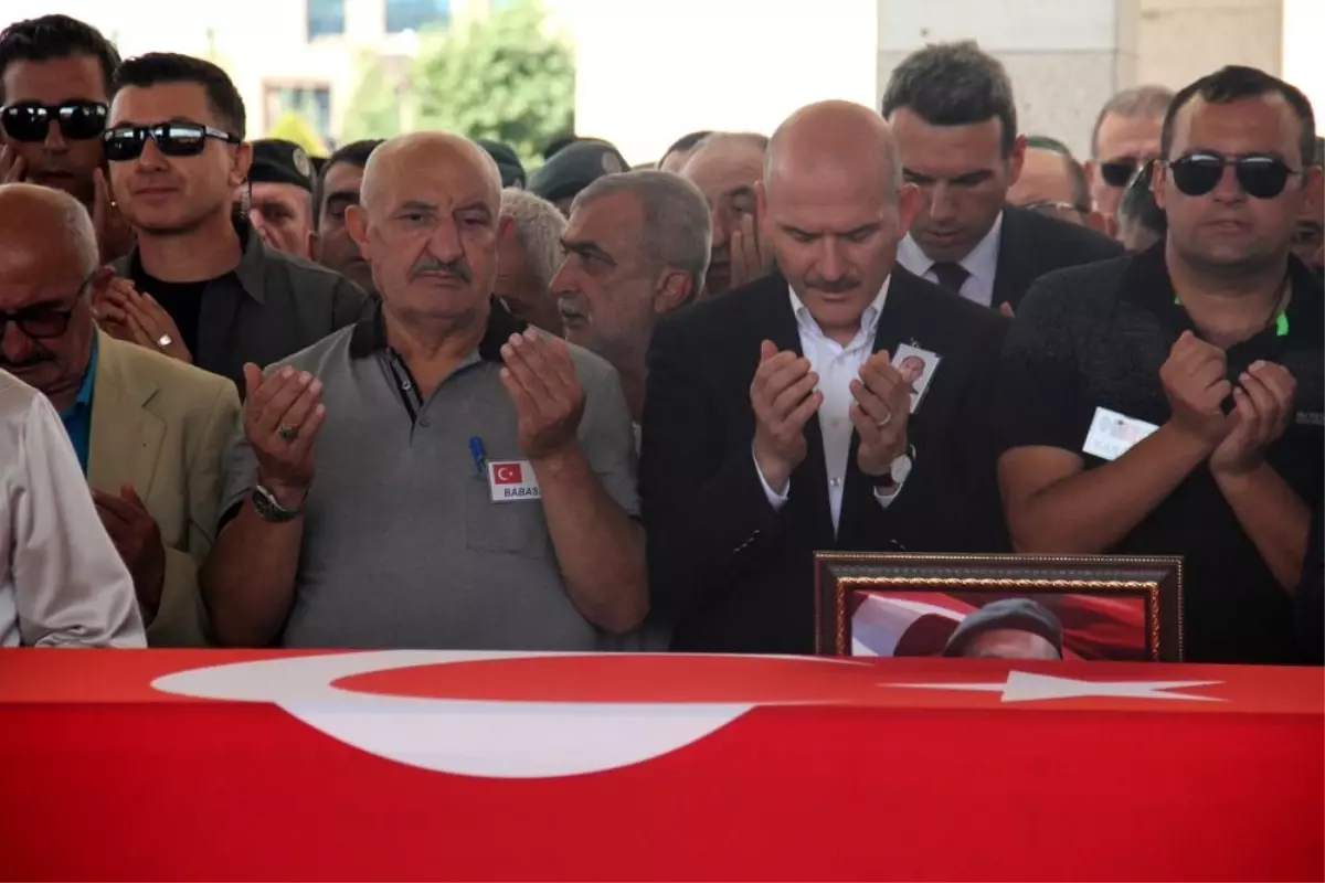 Şehit Özel Harekat Şube Müdürü Kansuva son yolcuğuna uğurlandı