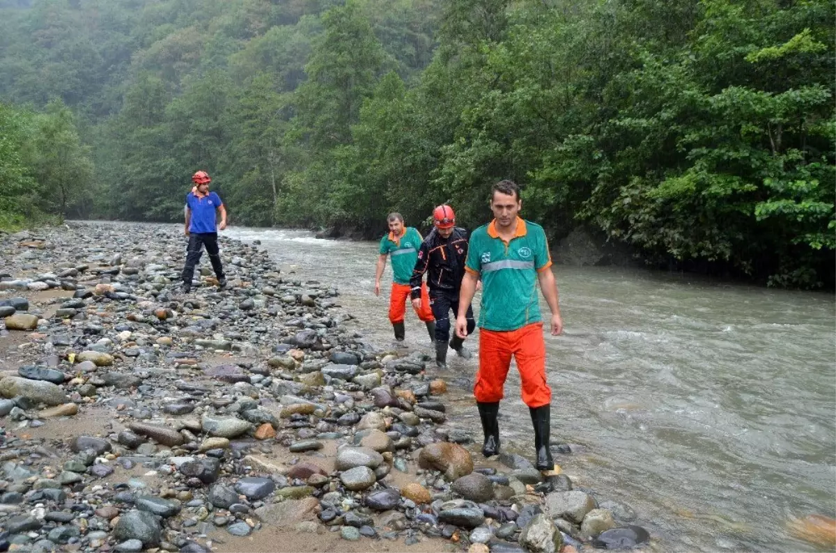 Selde kaybolan 2 kişi için arama çalışmaları 2,5 ay sonra yeniden başladı