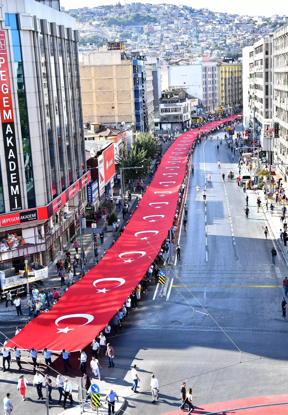 9 Eylül coşkusu başladı