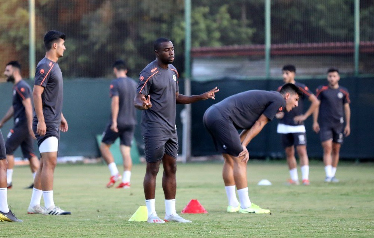 Alanyaspor\'da Fenerbahçe maçı hazırlıkları sürüyor