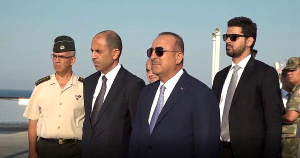 Çavuşoğlu, kapalı maraş\'ı gezdi