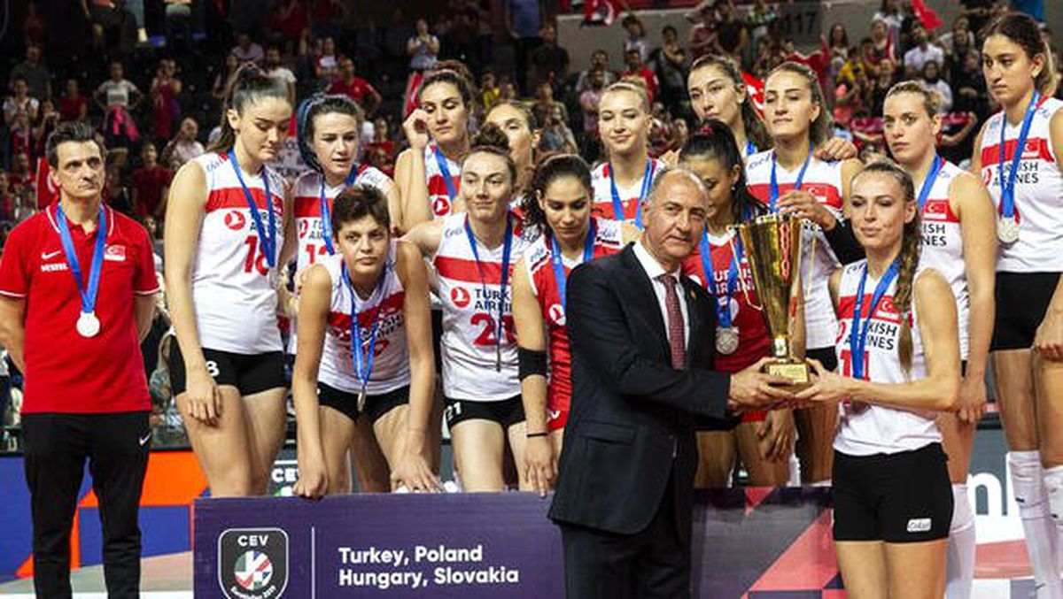 Demet Akalın\'dan mağlubiyet sonrası olay mesaj