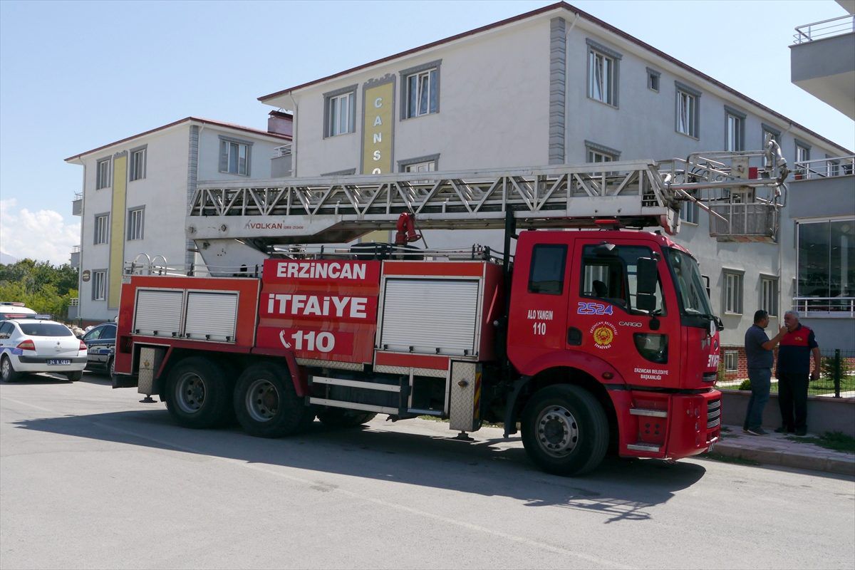 Erzincan\'da bir kadın evinde ölü bulundu
