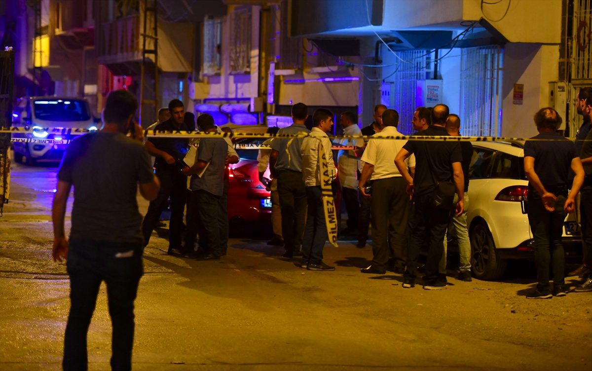 Gaziantep\'te silahlı kavga: 3 ölü, 5 yaralı