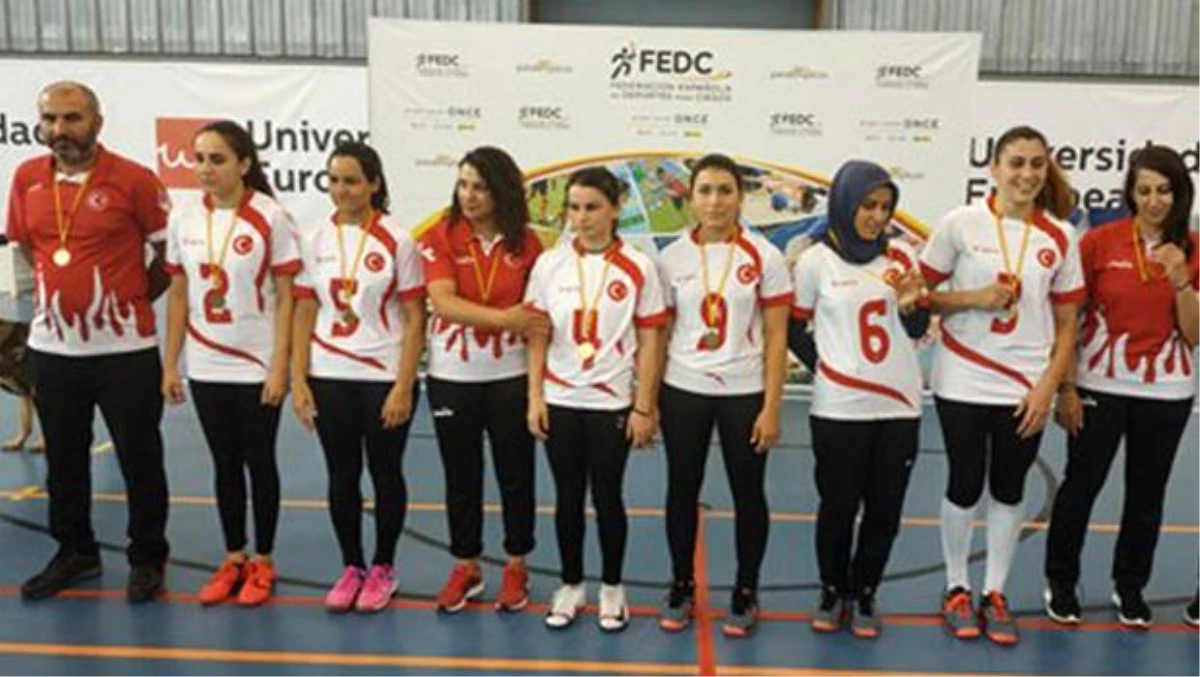 Goalball Kadın Milli Takımı, İspanya\'da şampiyon oldu