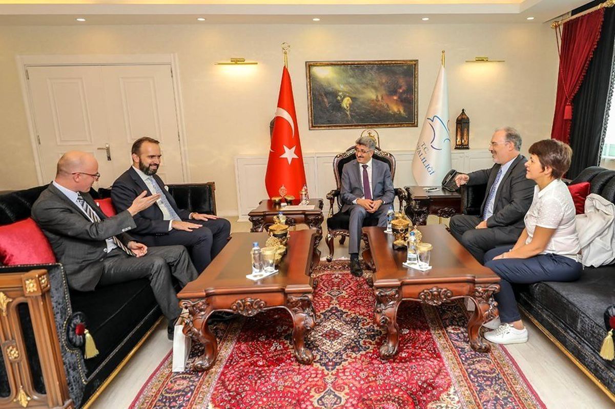 Hollanda, Belçika ve Lüksemburg müsteşarlarından Vali Bilmez\'e ziyaret