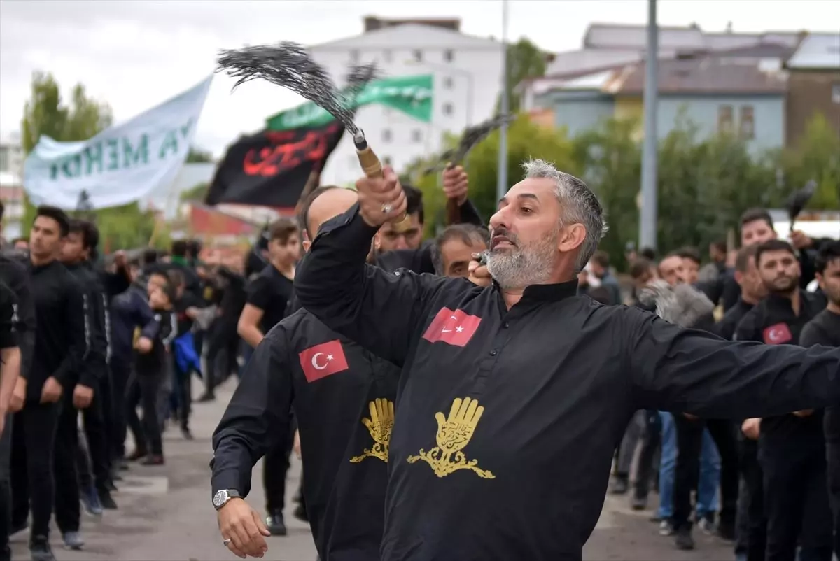 Kerbela şehitleri anıldı