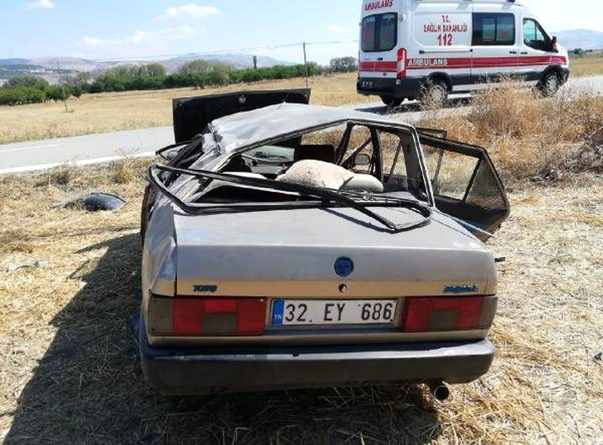 Otomobil takla attı: 6 yaralı