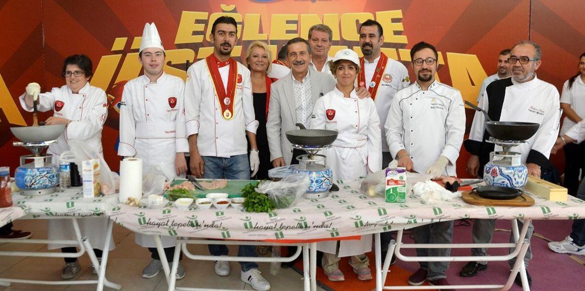 Özel çocuklardan özel yemekler