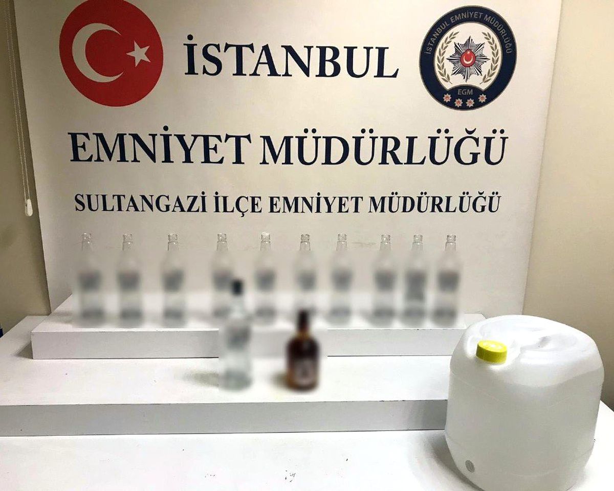 Sultangazi\'de minibüse sahte içki baskını
