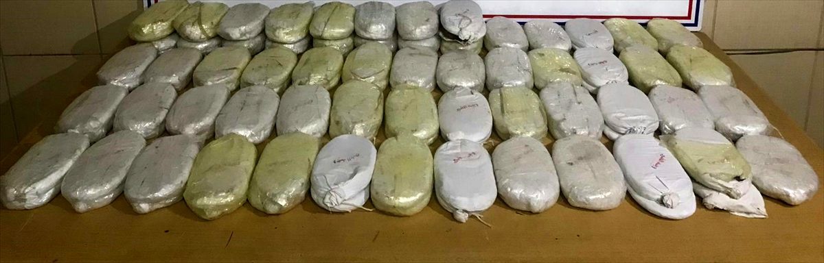 Suriye sınırında 25 kilogram esrar ele geçirildi
