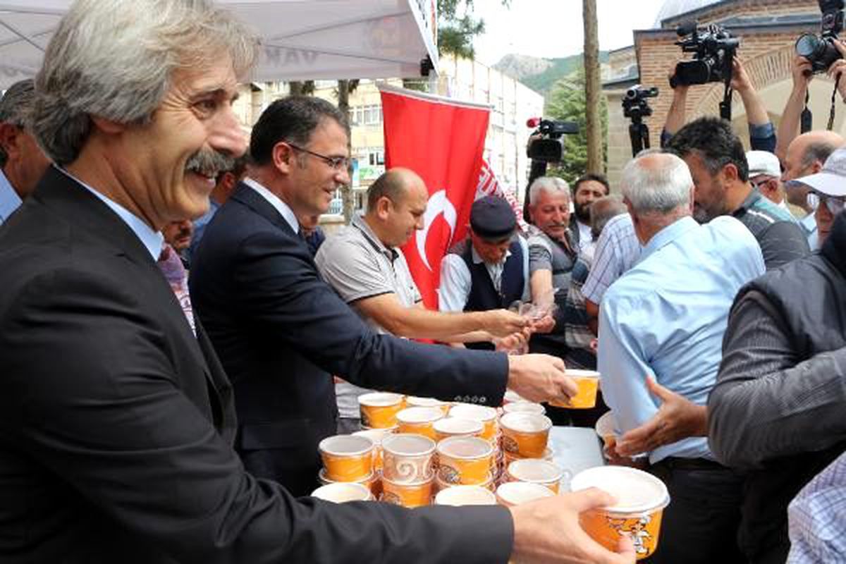 Tokat\'ta 3 bin kişiye aşure ikram edildi