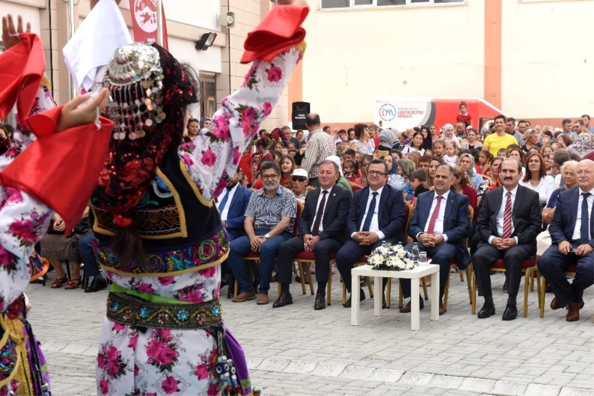 Topkapılı Mehmet Bey İlkokulu\'nun açılışı yeni dönemin ilk günü yapıldı