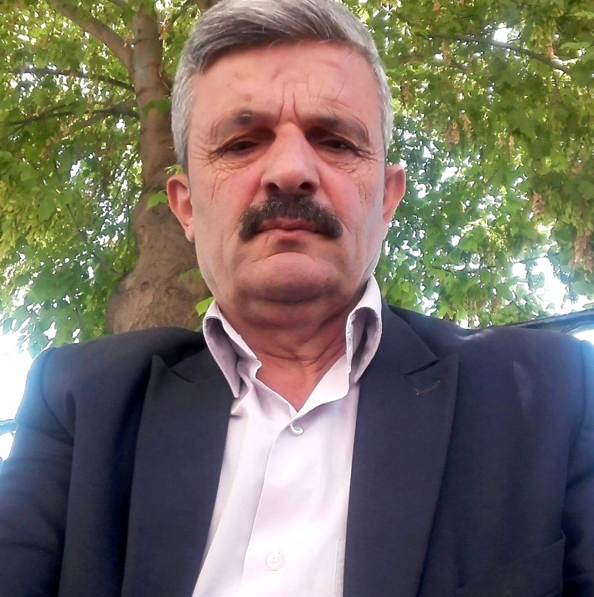 Traktörün altında kalan köy muhtarı hayatını kaybetti