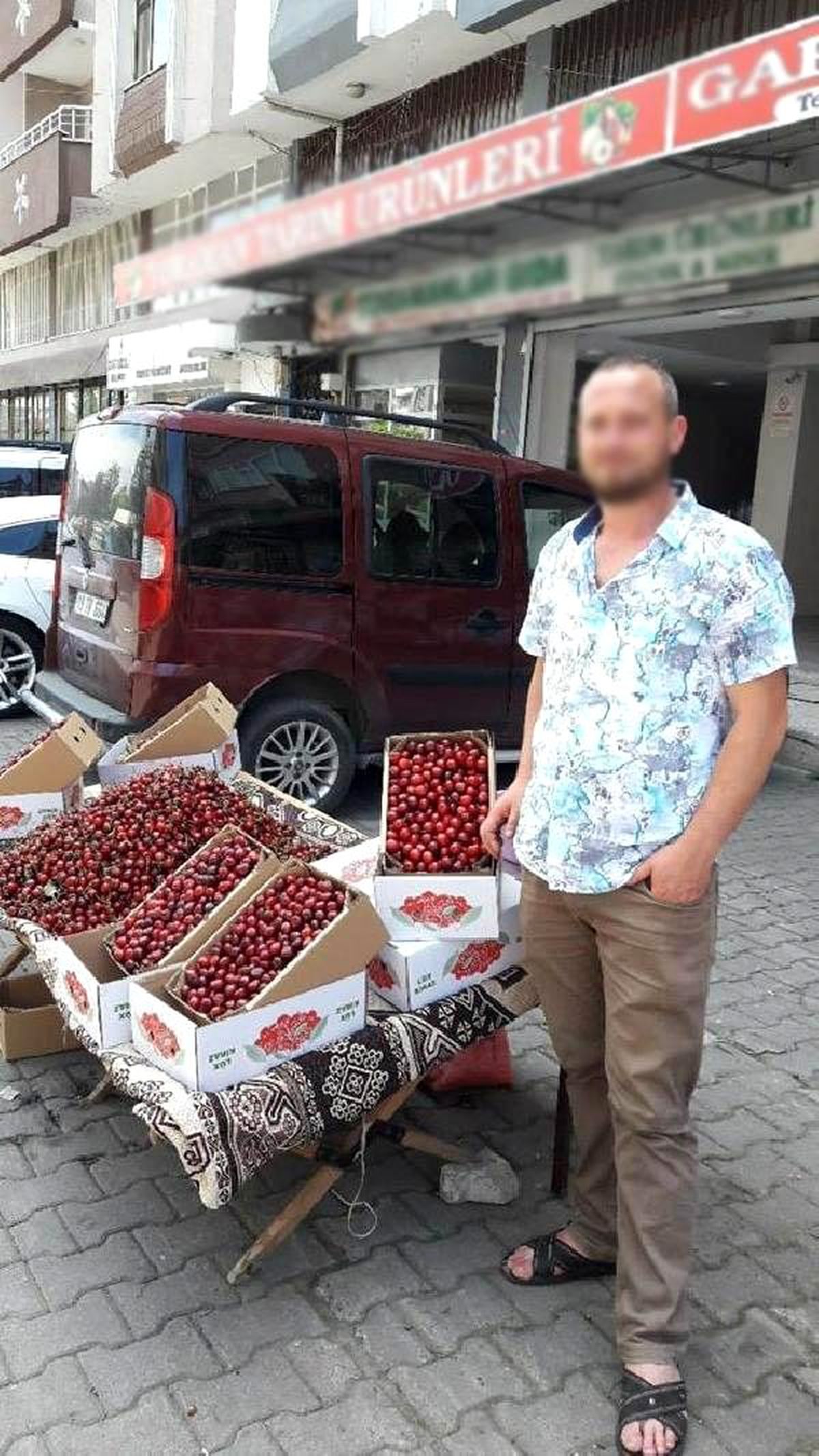 Tüfekle oynarken, akrabalarını vurdu: 3 yaralı