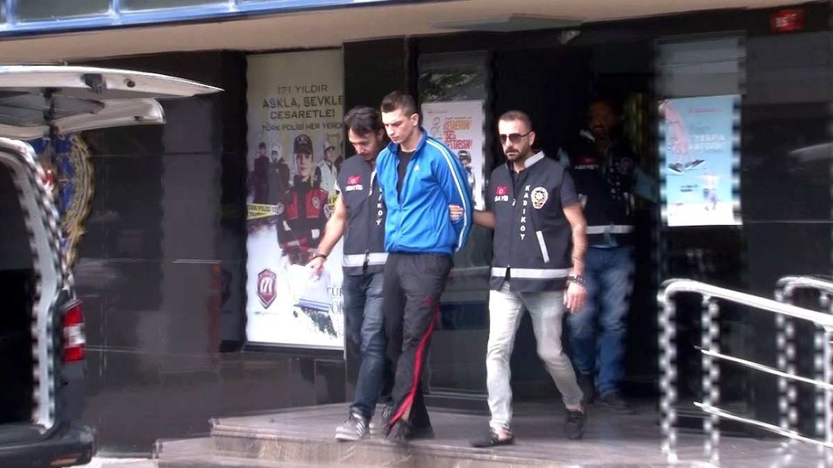 Yan bakma cinayeti zanlısı milli kick boksçu Şahin adliyeye sevk edildi