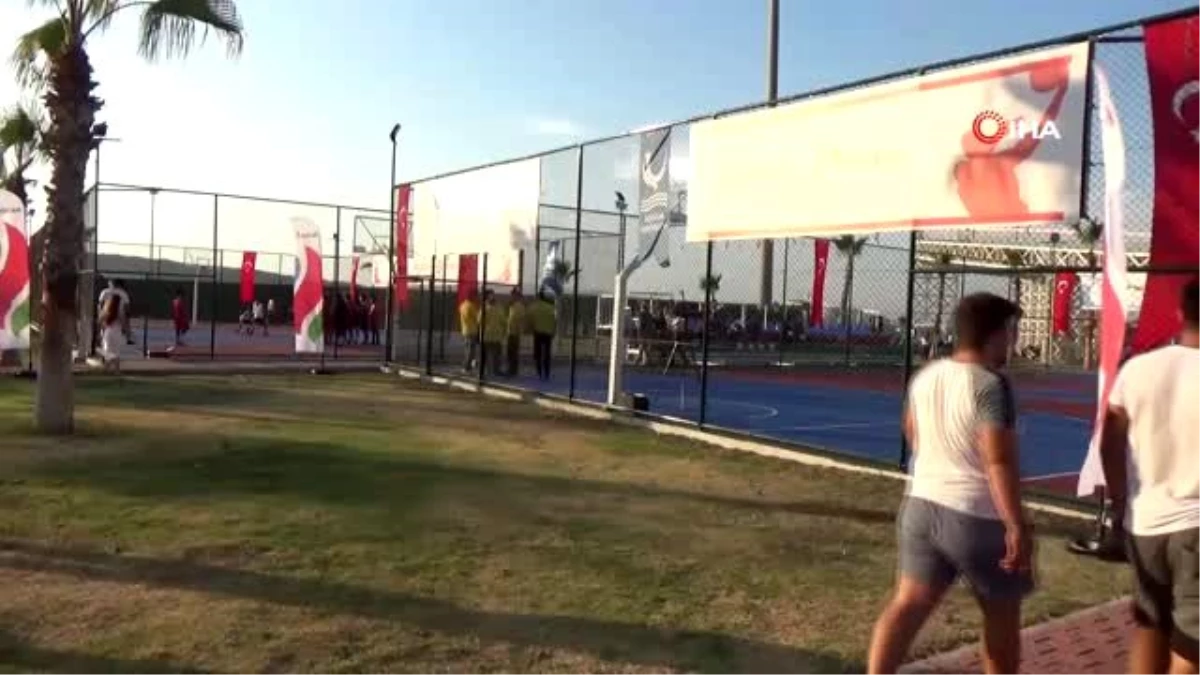 Aliağa\'da basketbol sahaları hizmete açıldı