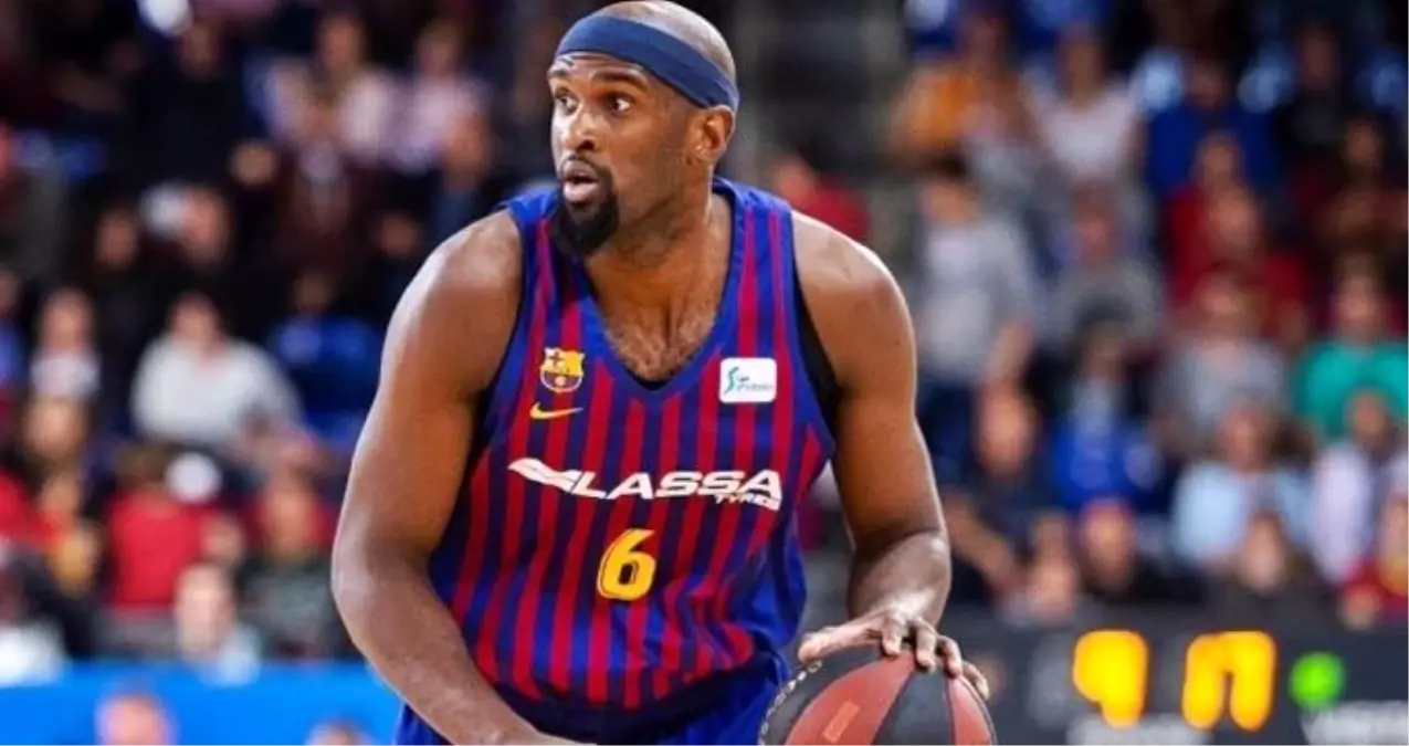 Anadolu Efes, Barcelonalı oyuncu Chris Singleton\'u transfer etti