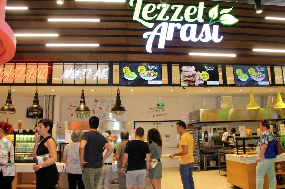 CarrefourSA, Lezzet Arası restoranının 11\'incisini Mersin\'de açtı