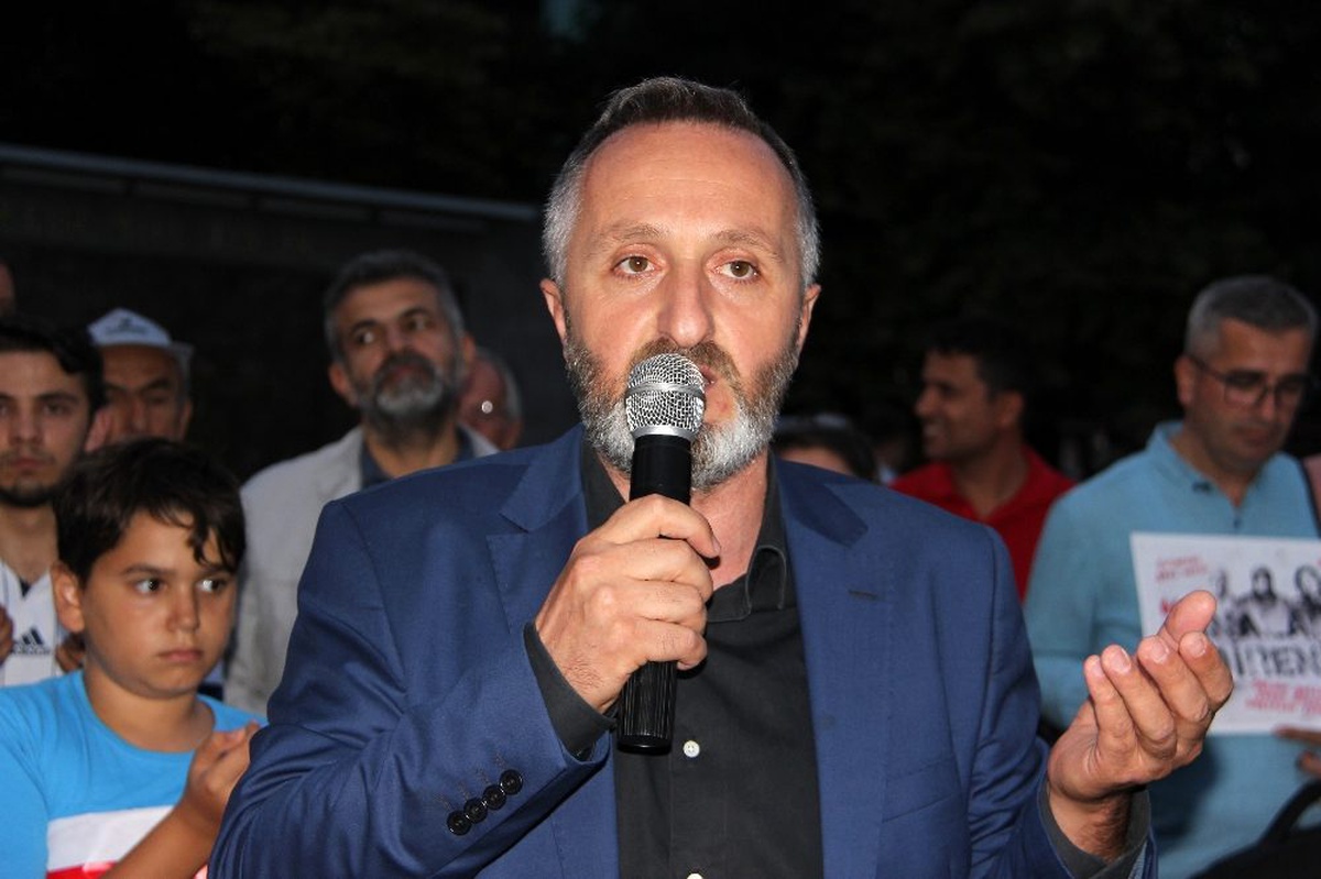 Evlat nöbeti tutan annelere Düzce\'den destek