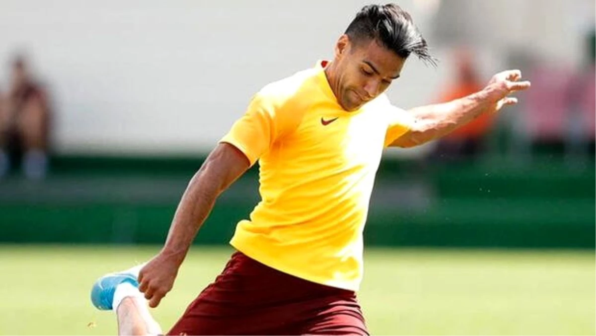 Galatasaray\'ın golcüsü Falcao\'nun metabolik yaşı 22 çıktı