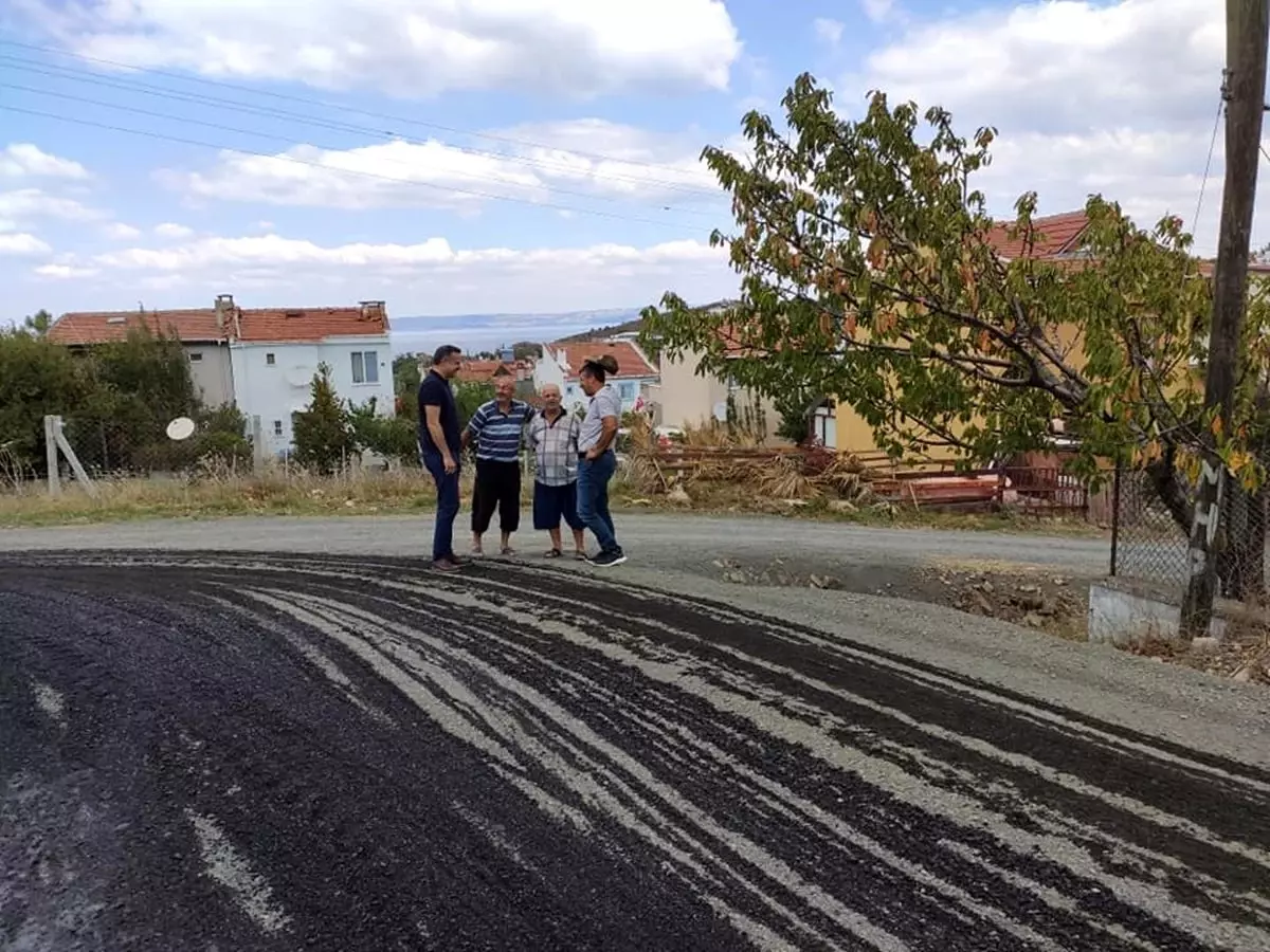 Gelibolu\'da köy yolları asfaltlanıyor