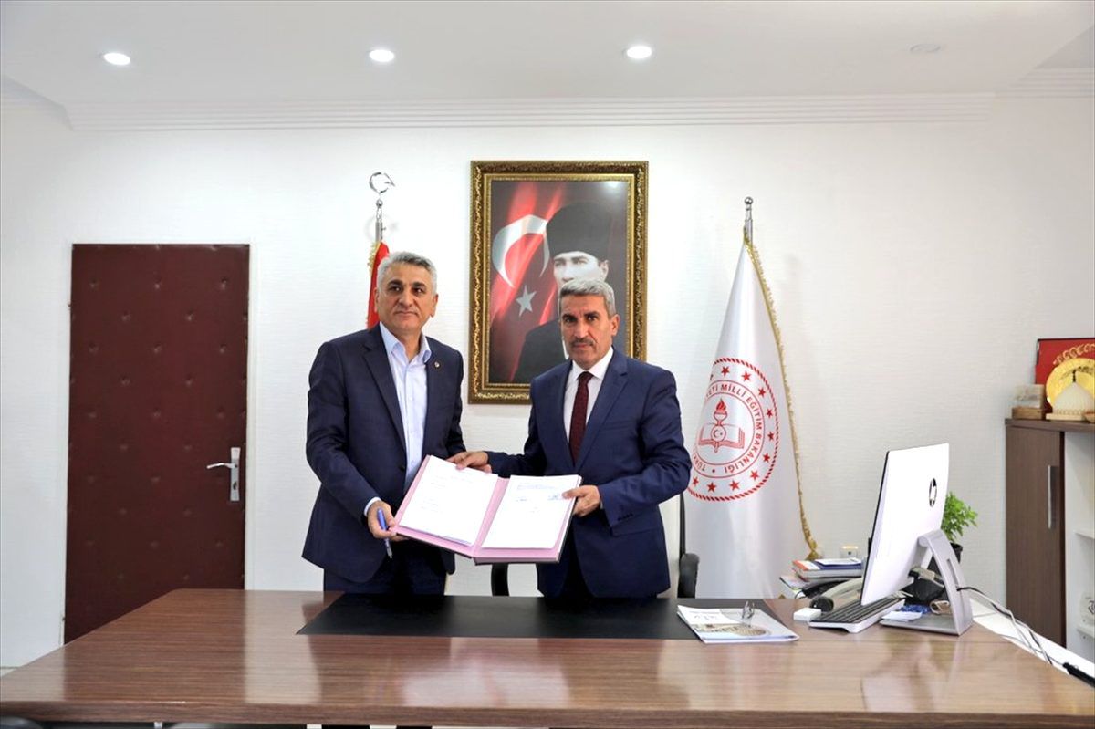 Hayırsever Aktaş ailesi Nusaybin\'e okul yaptıracak