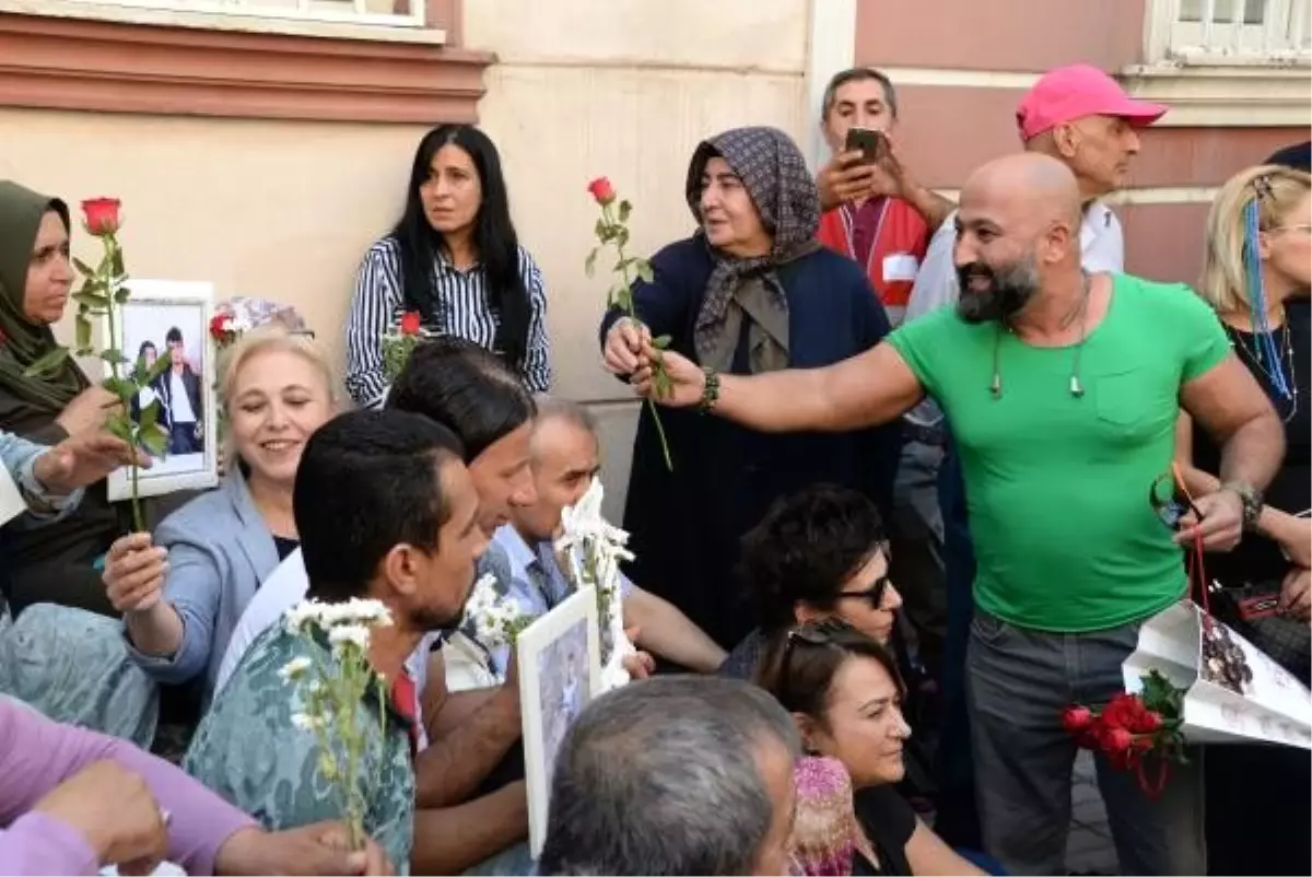 Hdp önündeki eylemde 8\'inci gün; aile sayısı 20 oldu (3)