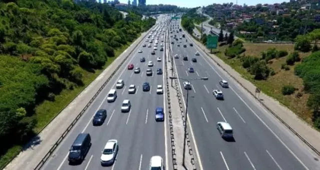 İçişleri Bakanı Soylu: Otoyollarda hız sınırının 140 kilometre olması için çalışma yapıyoruz İçişleri Bakanı Soylu: Otoyollarda hız sınırının 140 kilometre olması için çalışma yapıyoruz