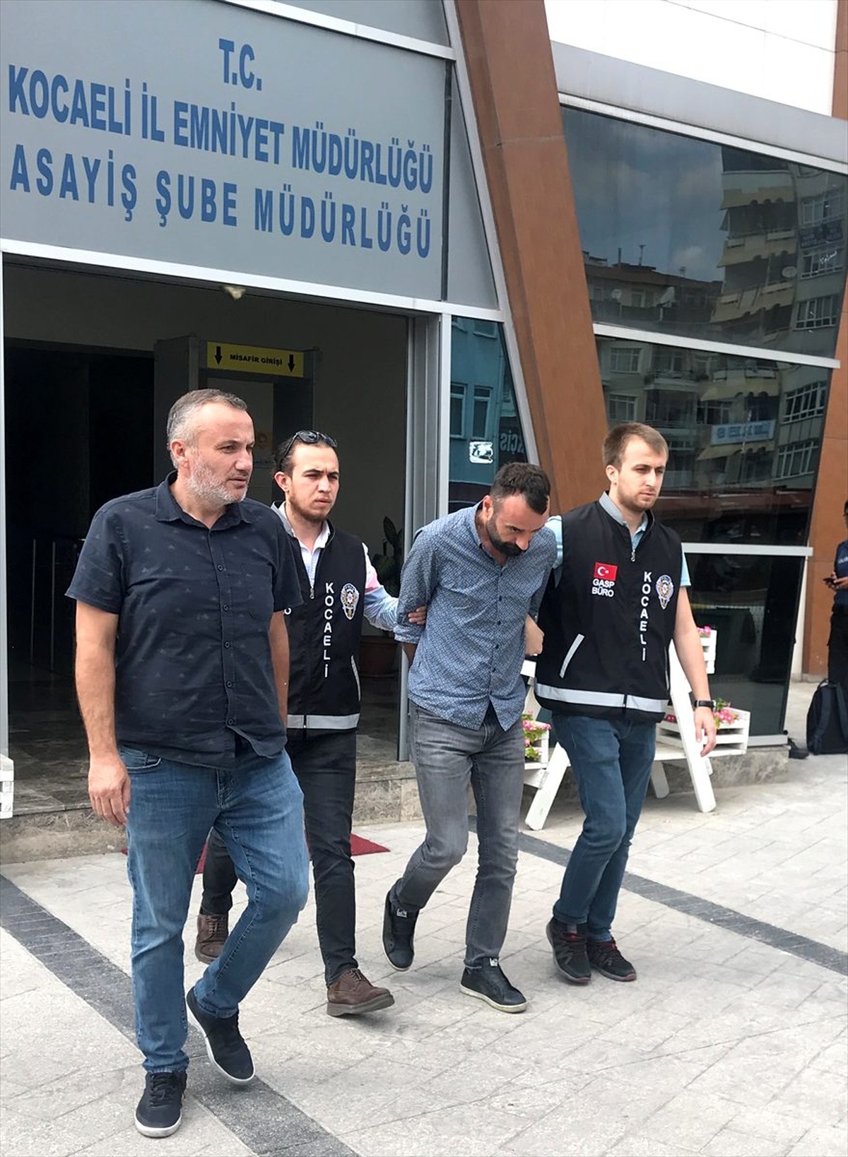 Iraklı turistin gasbedildiği iddiası