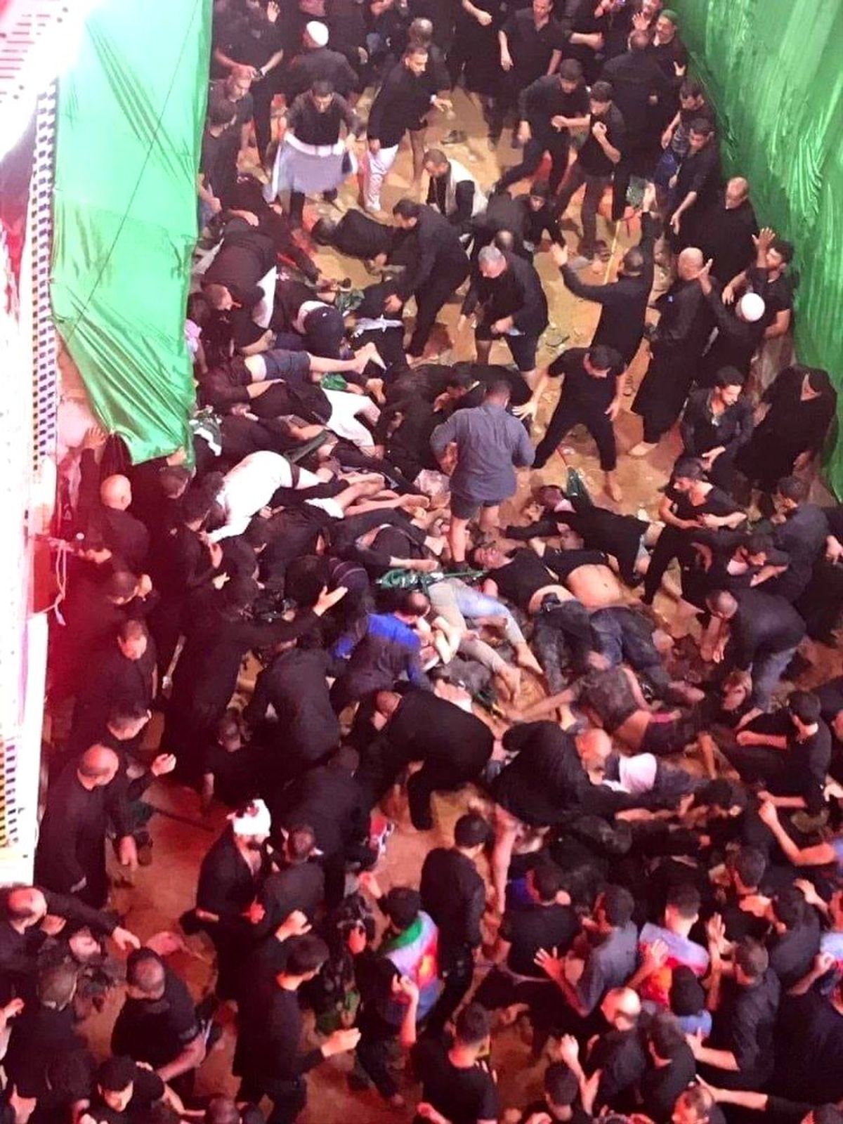 Kerbela\'da Aşure Günü etkinliğinde izdiham: 31 ölü