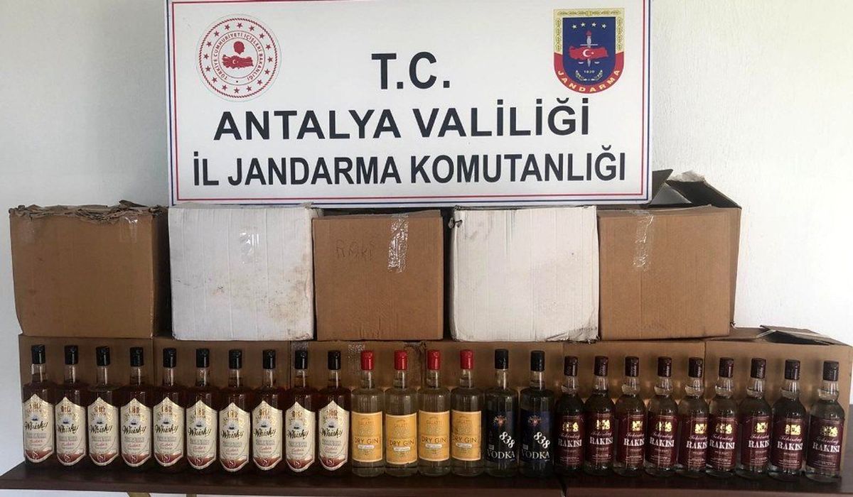 Manavgat\'ta sahte içki operasyonu