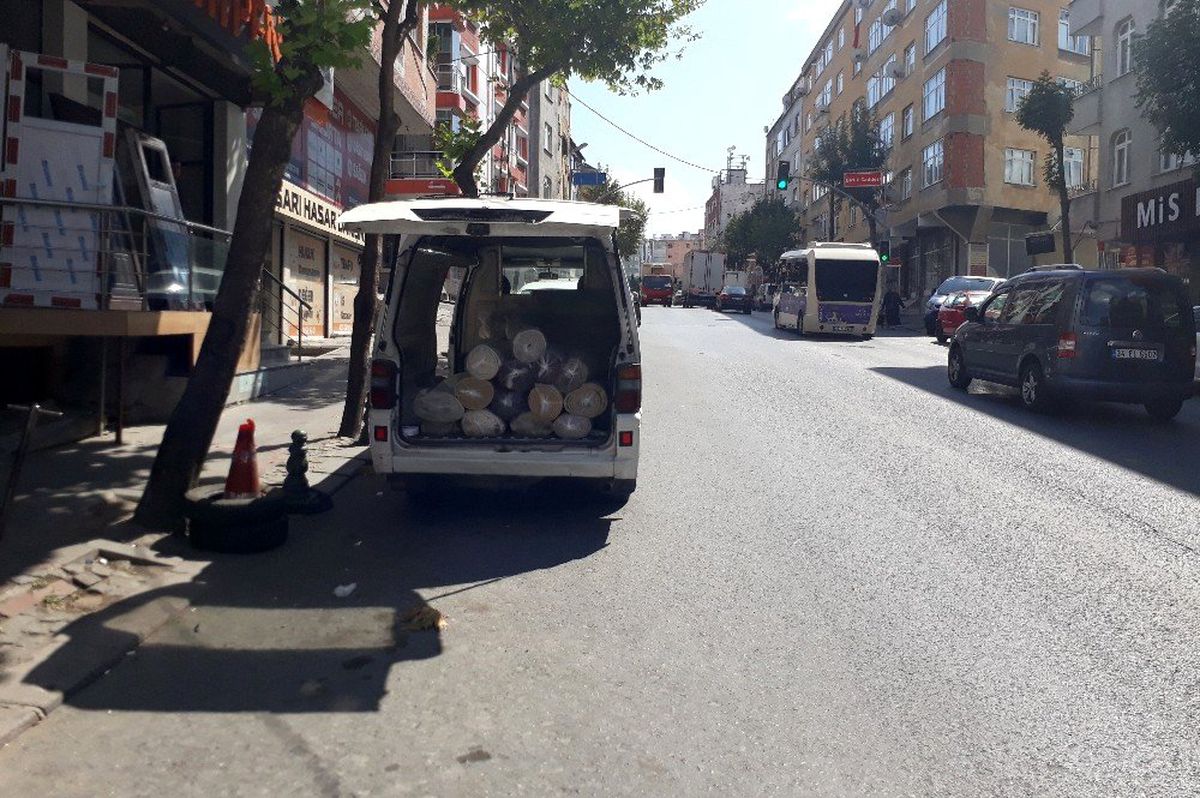 (Özel) Bağcılar\'da 24 yaşındaki gencin ağır yaralandığı kaza kamerada