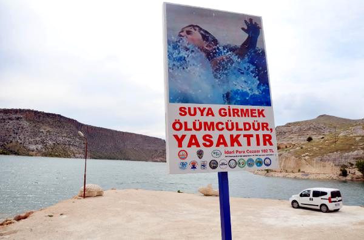 Serinlemek için girdiği sulama kanalında kayboldu