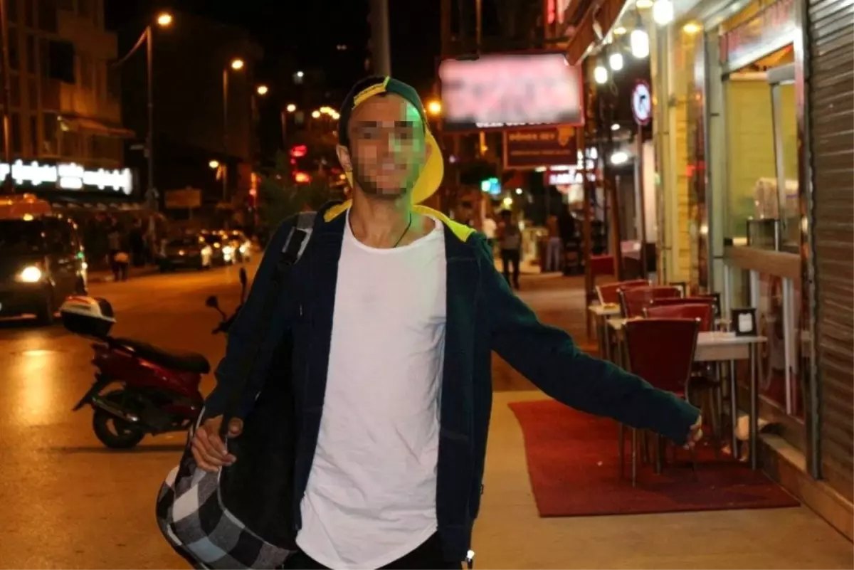 Sevgilisinden ayrılan genç kendisini 3\'üncü kattan attı