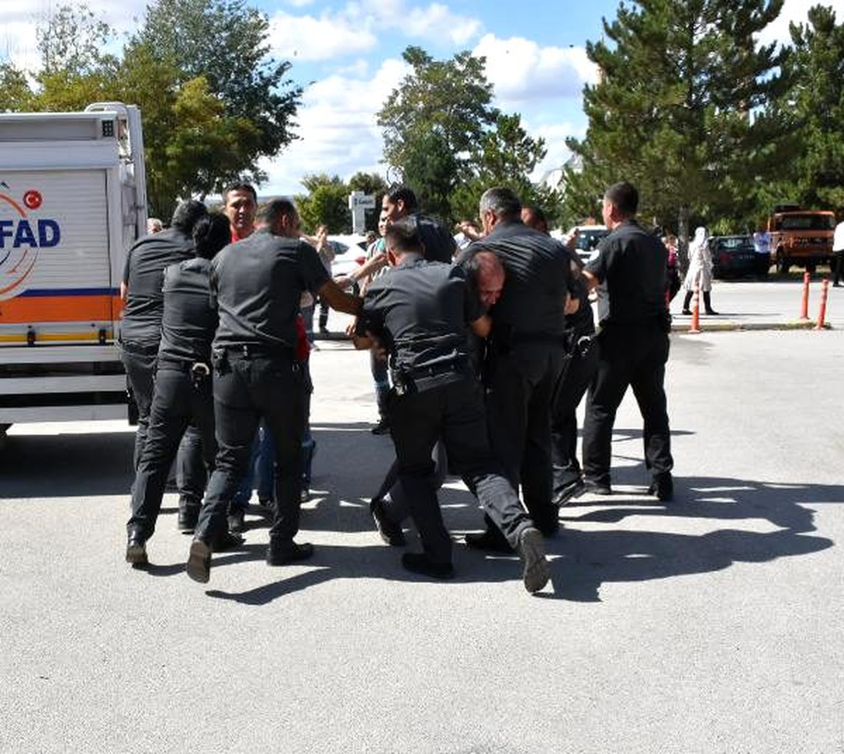Sivas\'ta hastanede deprem ve kbrn tatbikatı