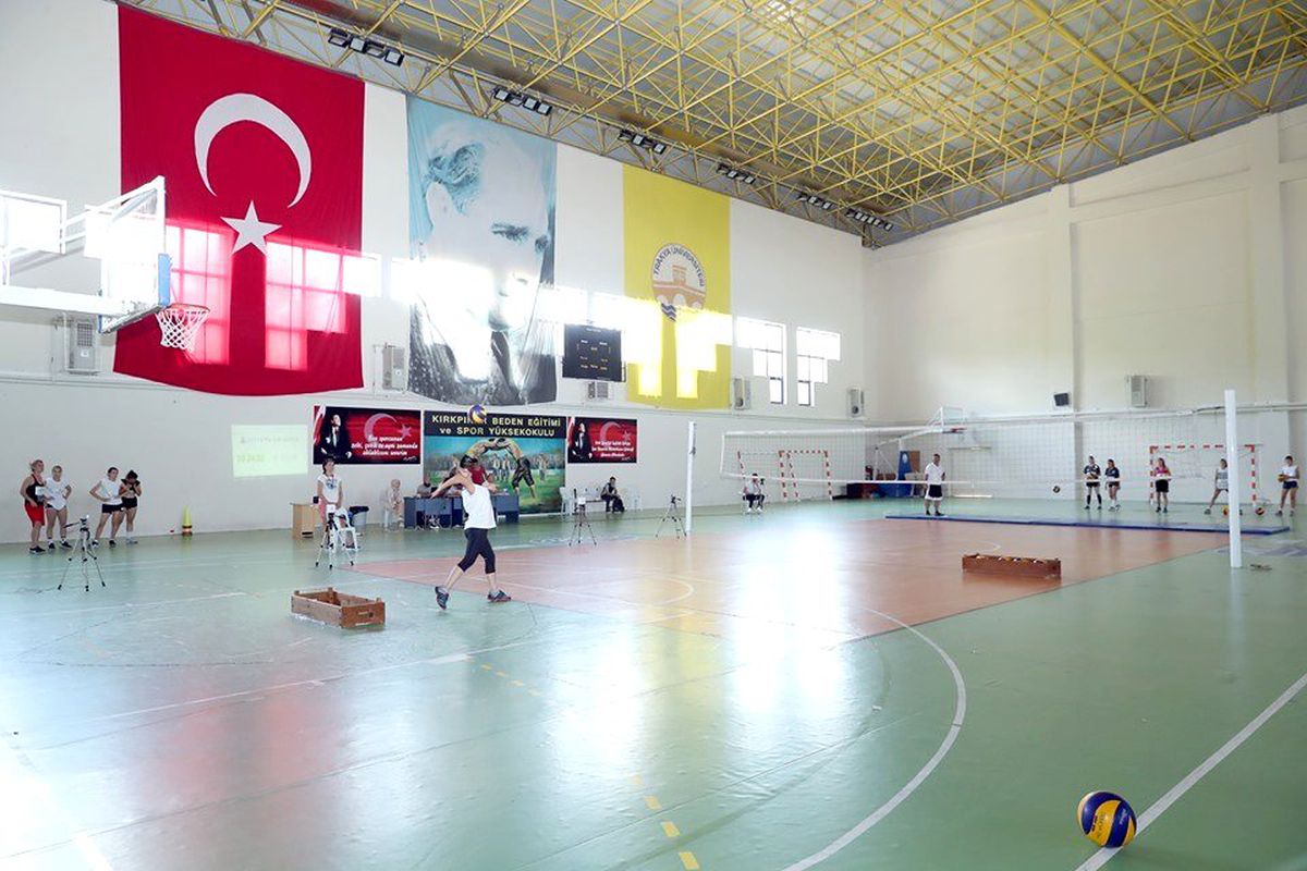 Trakya Üniversitesi sporda geleceğin yıldızlarını belirledi