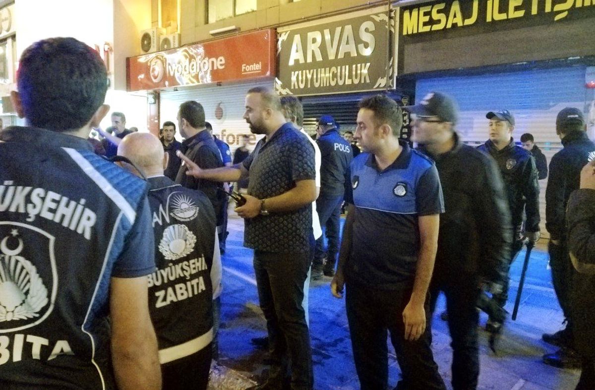Van Büyükşehir Belediyesi\'den seyyar satıcı denetimi