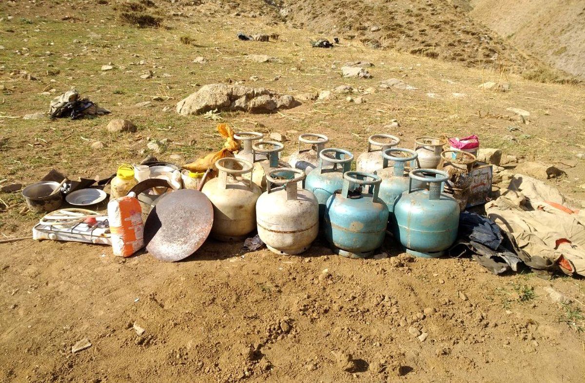 Van\'da PKK\'ya ait 3 sığınak imha edildi