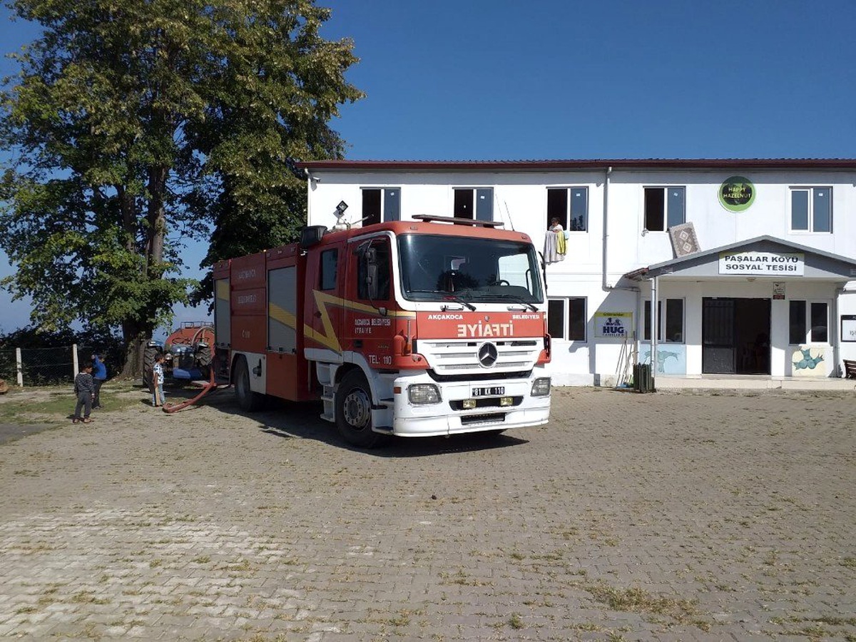 Akçakoca Belediyesinden köylere içme suyu desteği