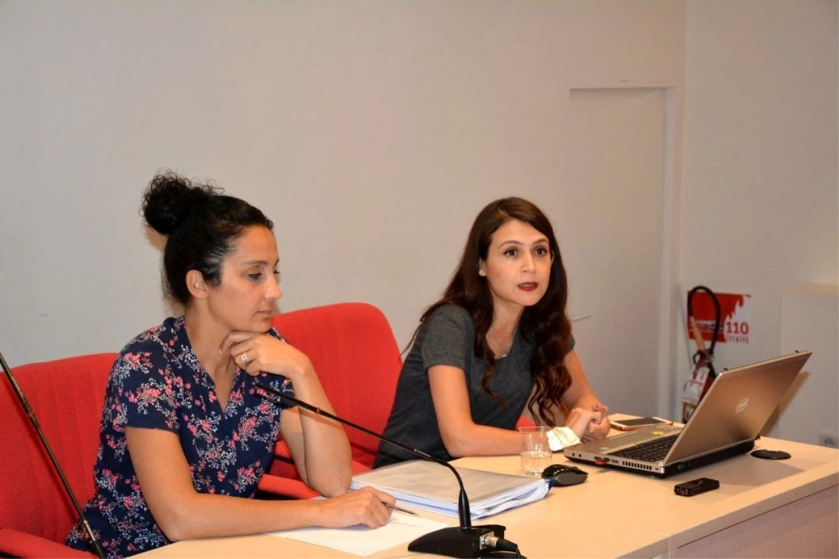Anadolu Üniversitesi\'nde sosyal çalışma programı eğitimi