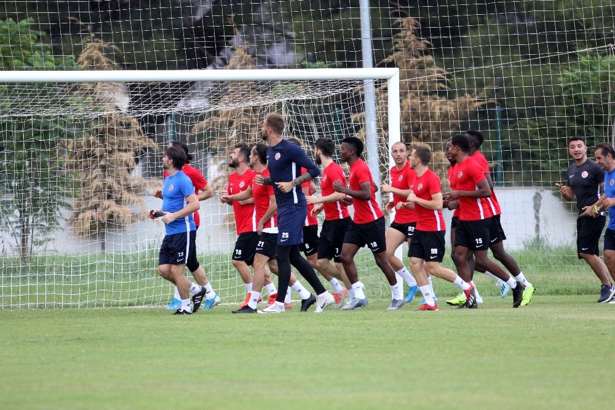 Antalyaspor, Kayserispor maçı hazırlıklarını sürdürdü