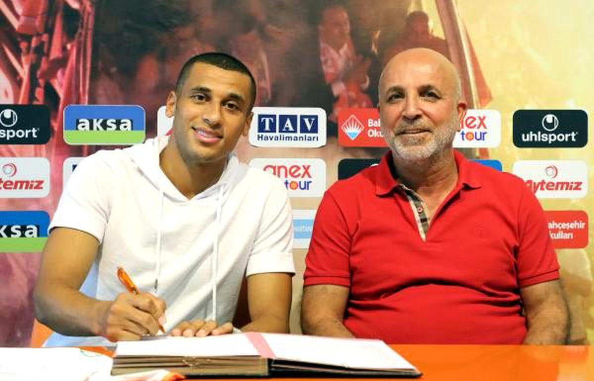 Aytemiz alanyaspor, welinton\'un sözleşmesini 3 yıl uzattı