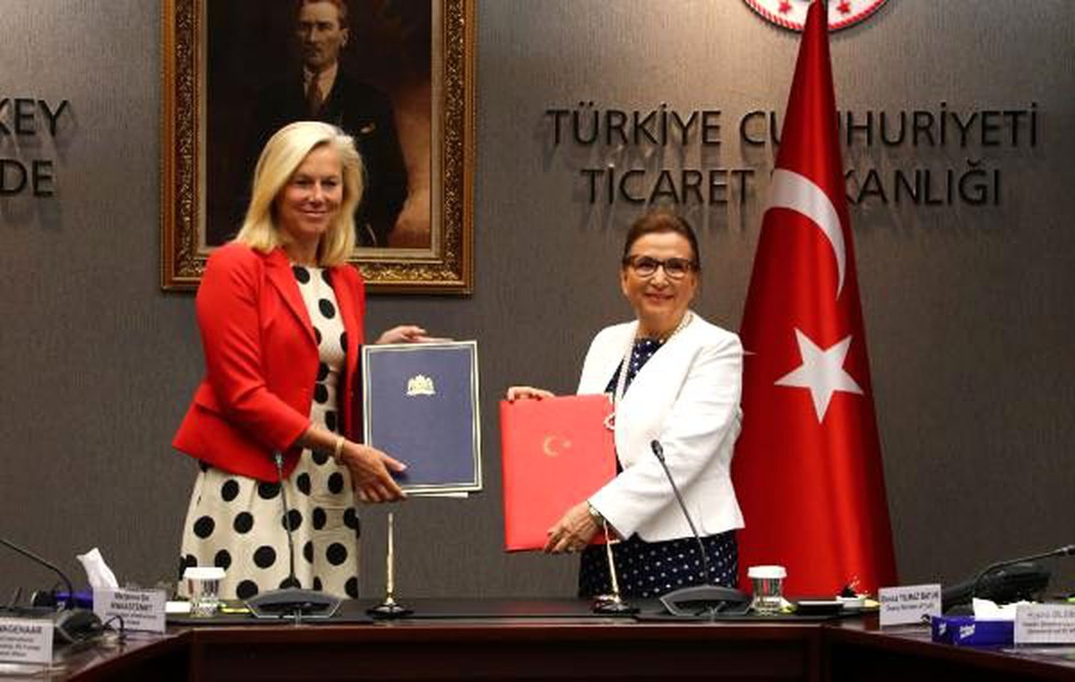 Bakan pekcan: hollanda ile aramızdaki ticaret hacmini 10 milyar dolara çıkabiliriz