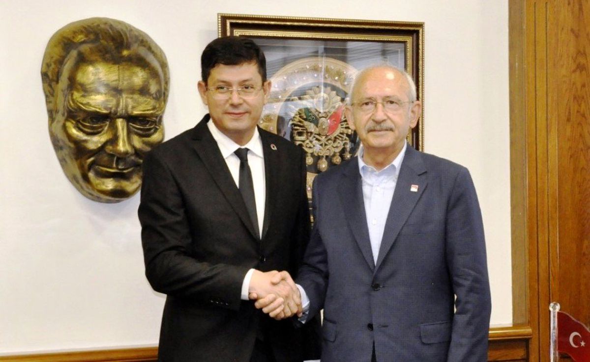 Başkan Özcan, 150 günlük faaliyet raporunu Kılıçdaroğlu\'na sundu