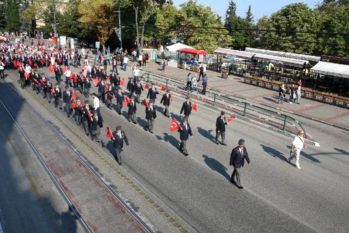 Bursa\'nın düşman işgalinden kurtuluşunun 97\'nci yılı törenle kutlandı