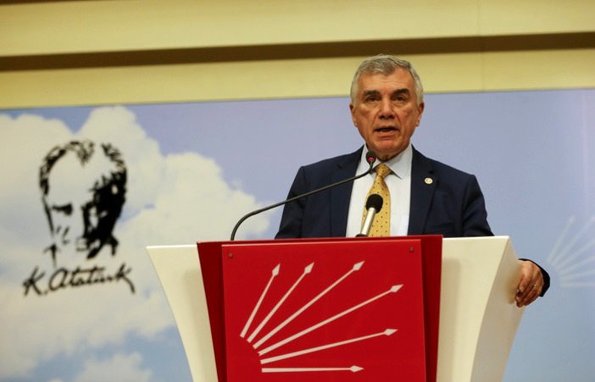 Çeviköz: Türkiye Suriye\'de kendi politikalarını üretemiyor