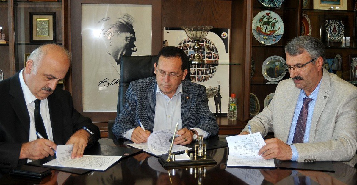 Dış Ticaret İstihbarat Elemanı yetiştirmek için imza attılar